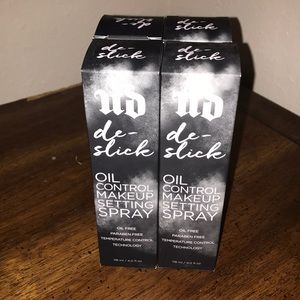 (FOUR) DeSlick Setting Spray from Urban Decay
